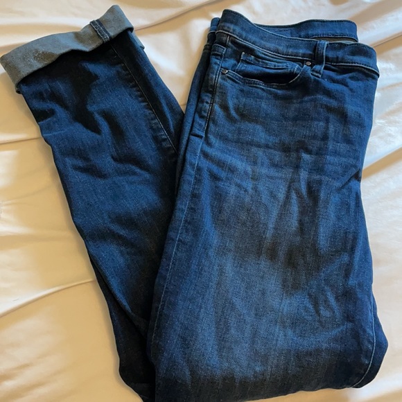 Ladies dkny jeans size 8, 32 length - Picture 2 of 5